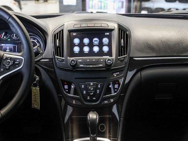 2017 Buick REGAL Sport Touring 4dr Sedan